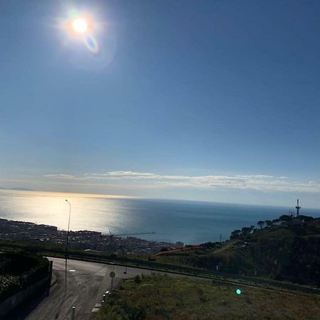 B&B Panoramica 33 Σαλέρνο Εξωτερικό φωτογραφία